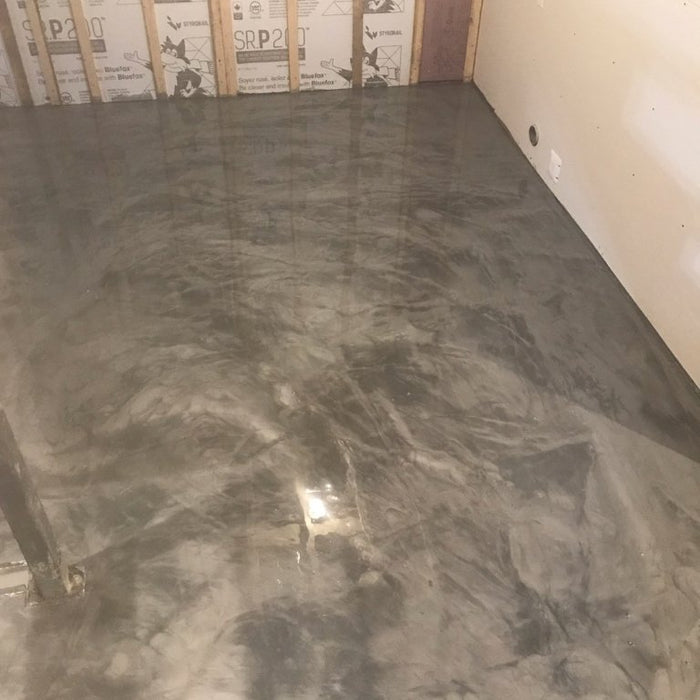 Metallic and Pearlescent Epoxy Floor Tips